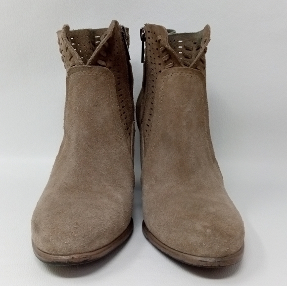 Vince Camuto Fenyia Tan Foxy Verona Bootie Suede Stacked Heel Boots - Picture 7 of 11